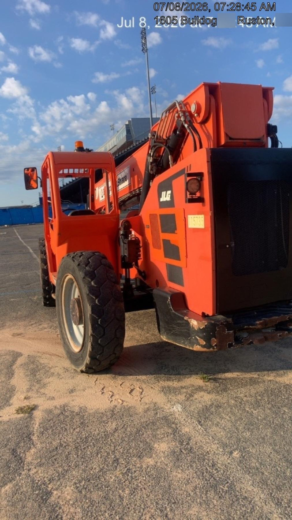 2020 Skytrak 8042 74 Hp, FF Tires, Work Lights, Beacon, Aux Hydraulics, Back up Alarm, Lifting Eye, ES Decals