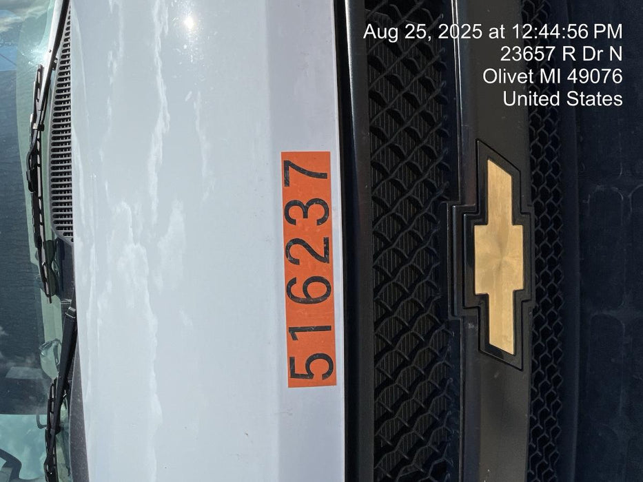 2025 CHEVROLET Express Van - Rental