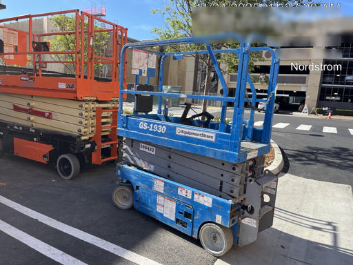 2020 Genie GS-1930 Fixed rails with chain entry gate - Pre A92.20, 800W Inverter