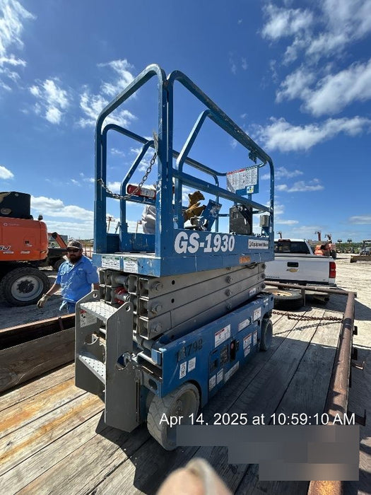 2018 Genie GS-1930 Genie GS-1930 Scissor Lift w/Standard Options
