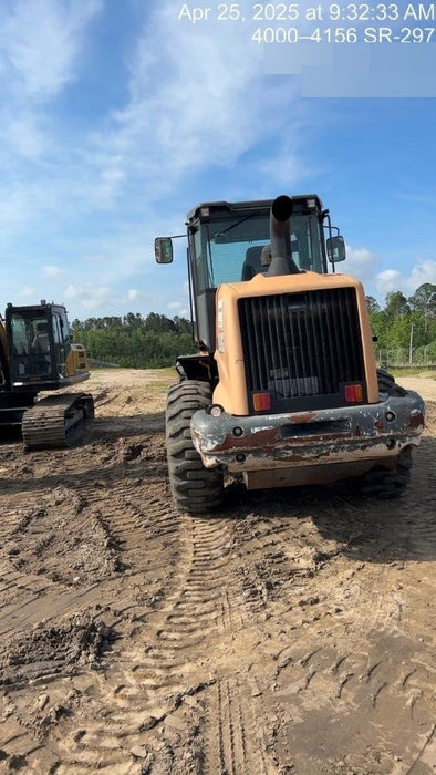 2019 Case 621G CLOSED CAB, 1 FUNCTION, JRB 416 STYLE HYD COUPLER