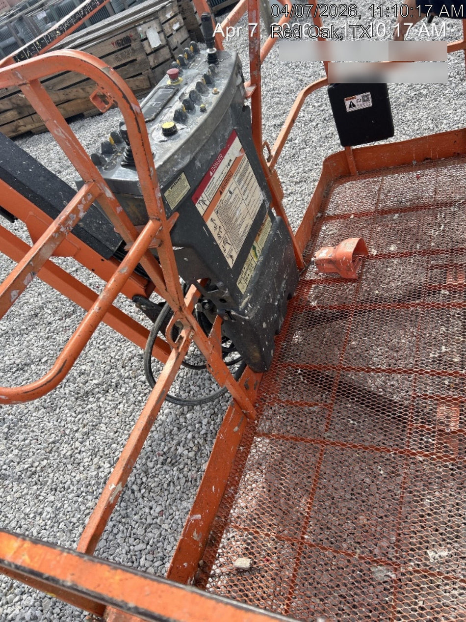 2019 JLG 660SJ