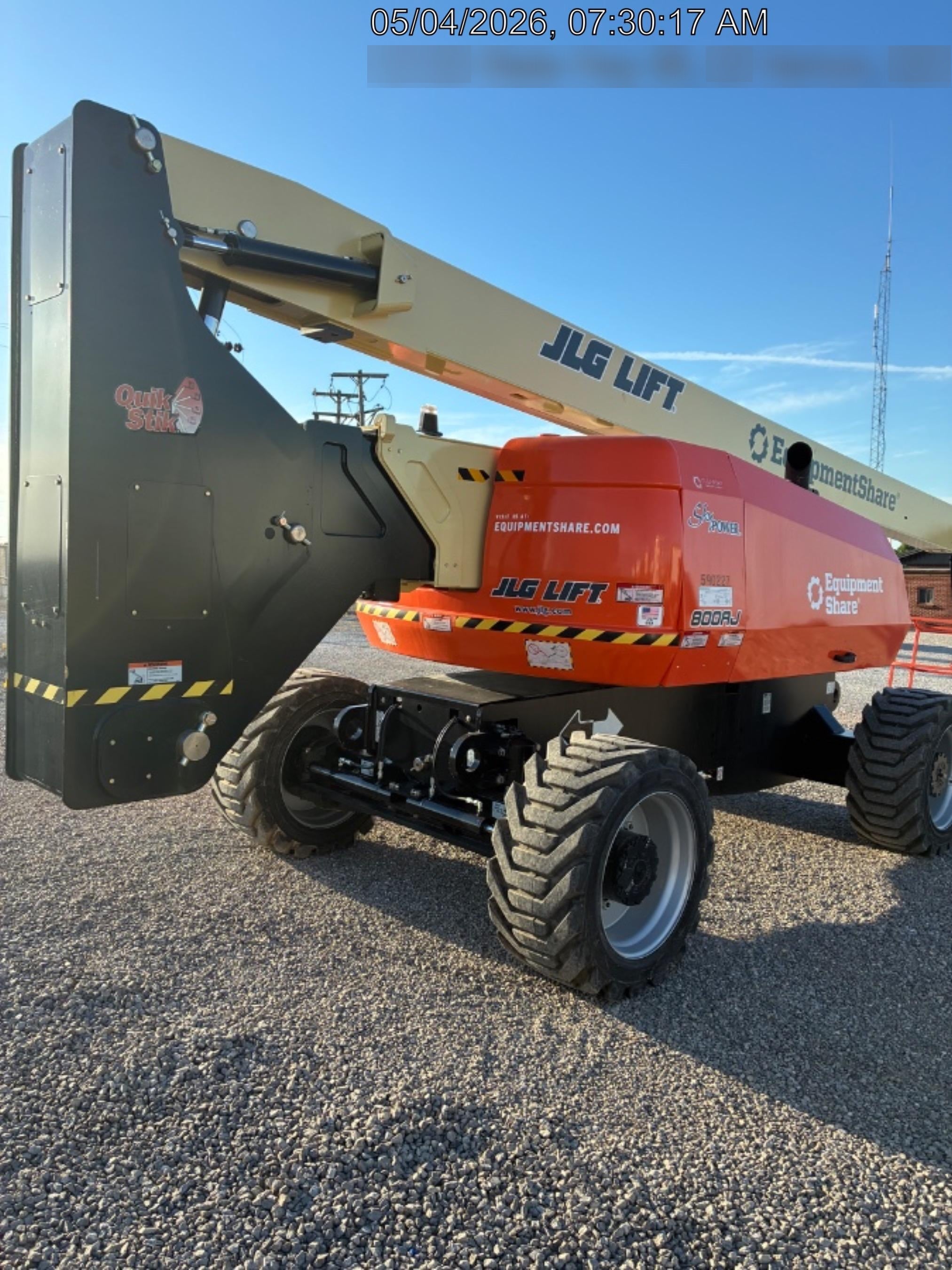 2025 JLG 800AJ