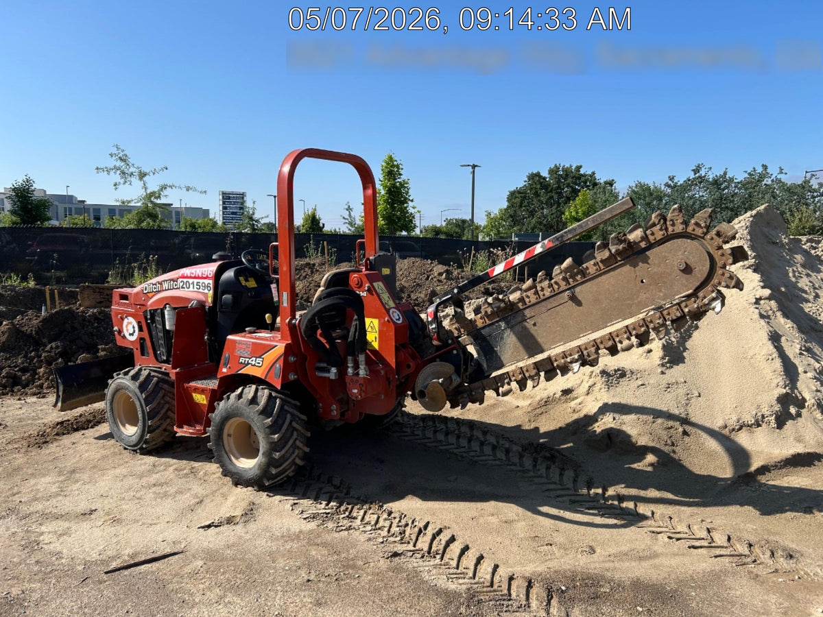 2022 DITCH WITCH RT45A