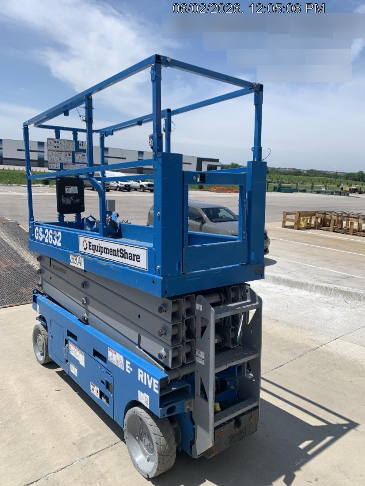2022 GENIE GS-2632