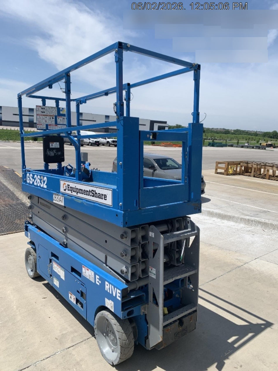 2022 GENIE GS-2632