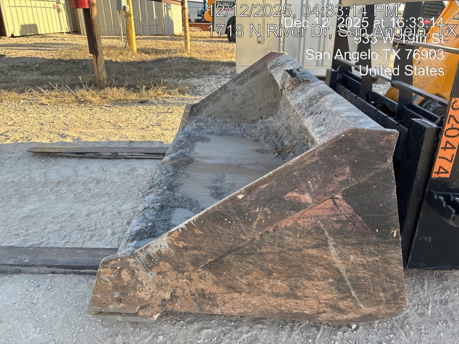 2025 JOHN DEERE 84" Bucket - John Deere