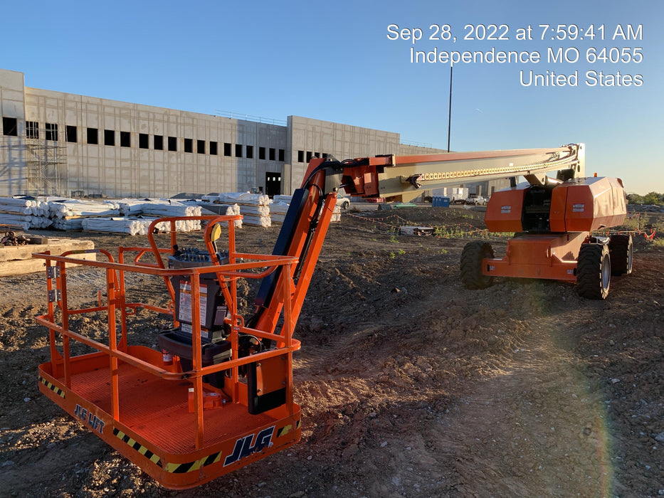 2022 JLG 860SJ