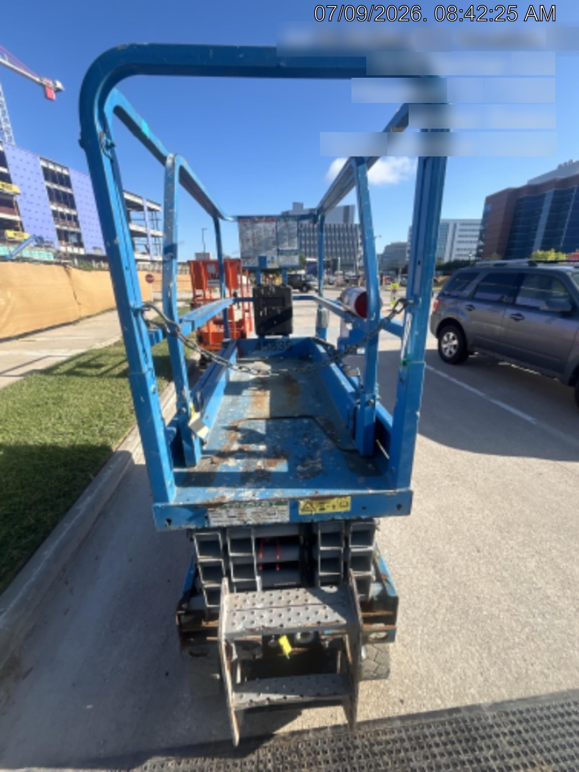 2019 Genie GS-1930 Fixed rails with chain Entry