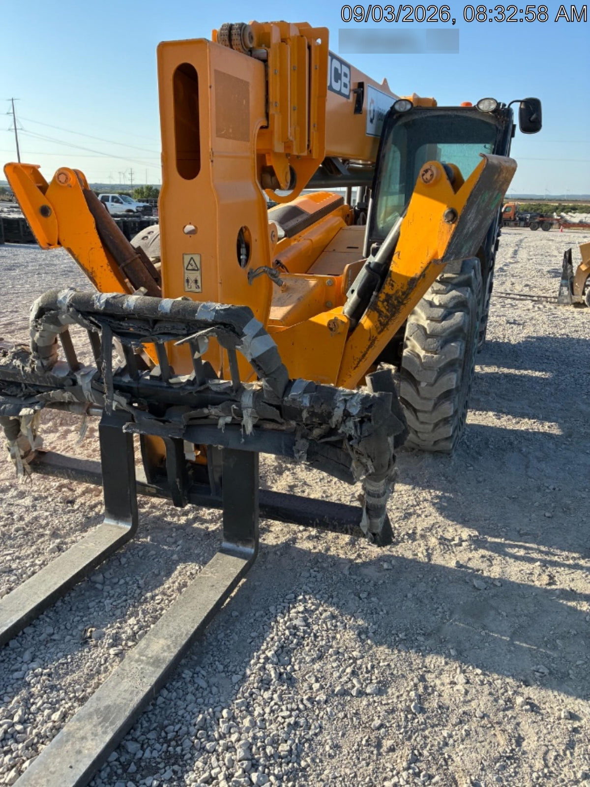 2023 JCB 512-56