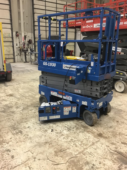 2020 Genie GS-1930 Solid Non Marking Tires, Beacon, Folding rails with half height swing gate