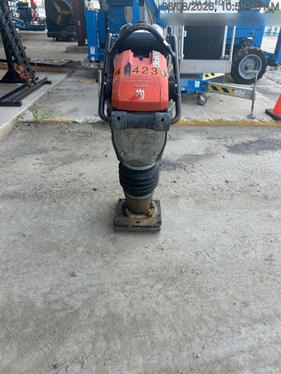 2024 HUSQVARNA LT6005