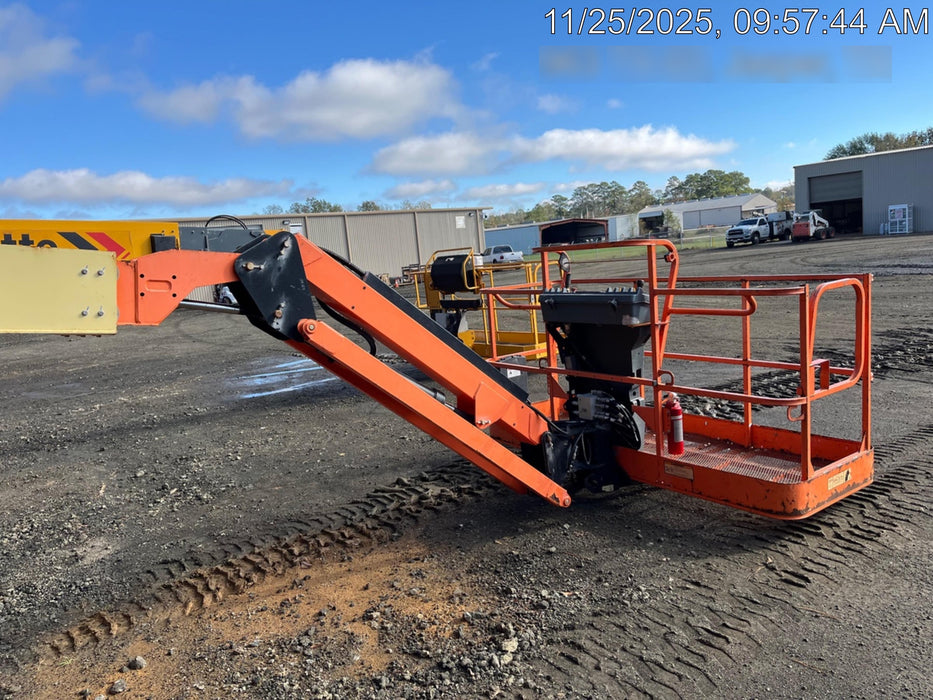 2019 JLG 600AJ