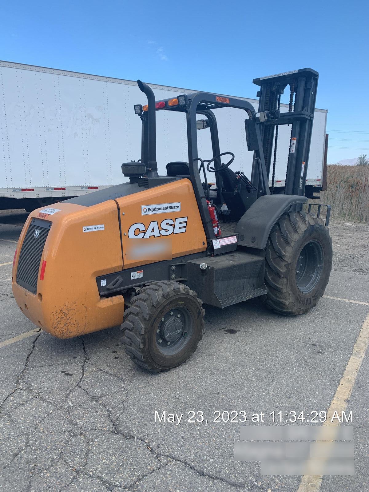 2023 CASE 588H