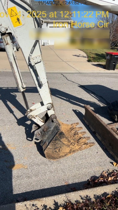 2019 Takeuchi TB240 Takeuchi TB240 Canopy w/Rubber Tracks, Auxiliary Hydraulics, Manual QC, Hydraulic Thumb, 12/18/24" Buckets