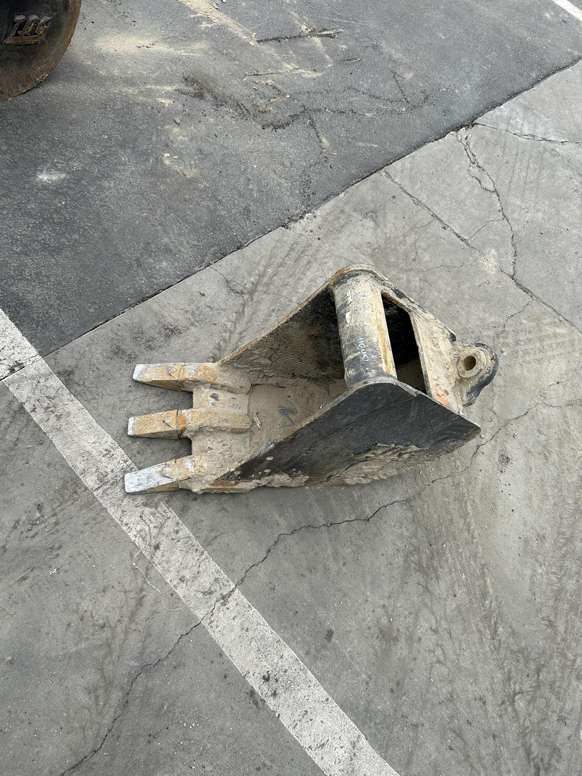 2024 TAG MANUFACTURING 12" Bucket, Mini Excavator - Tag