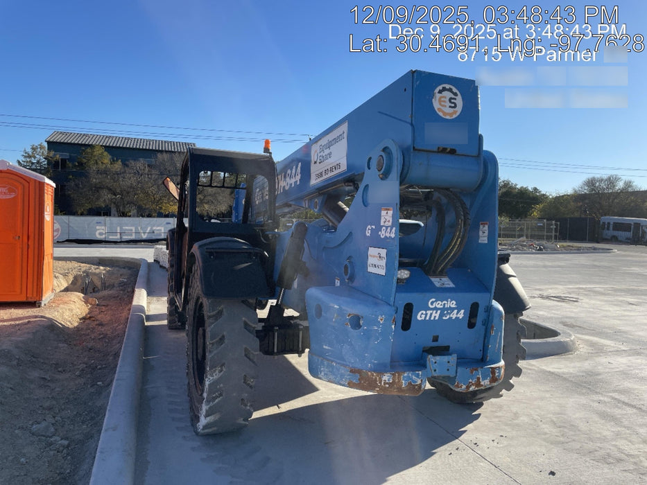 2018 Genie GTH-844 GTH-844 w/Open ROPS, Solid Tires, beacon/work lights, 60" carriage/forks