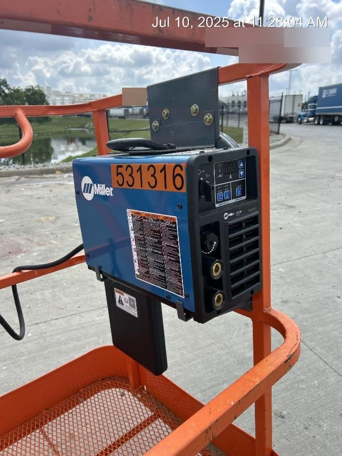 2025 MILLER ELECTRIC CST-282