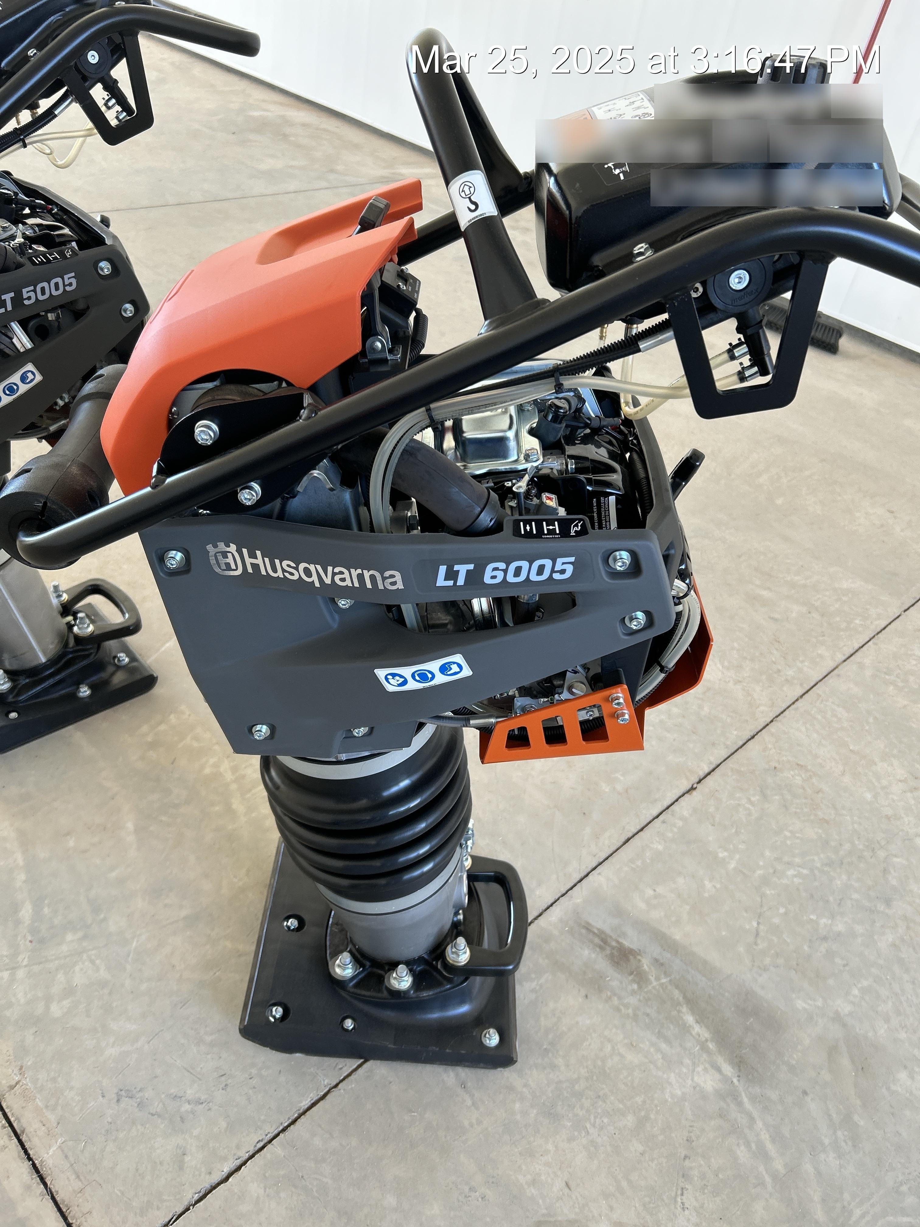 2025 HUSQVARNA LT6005