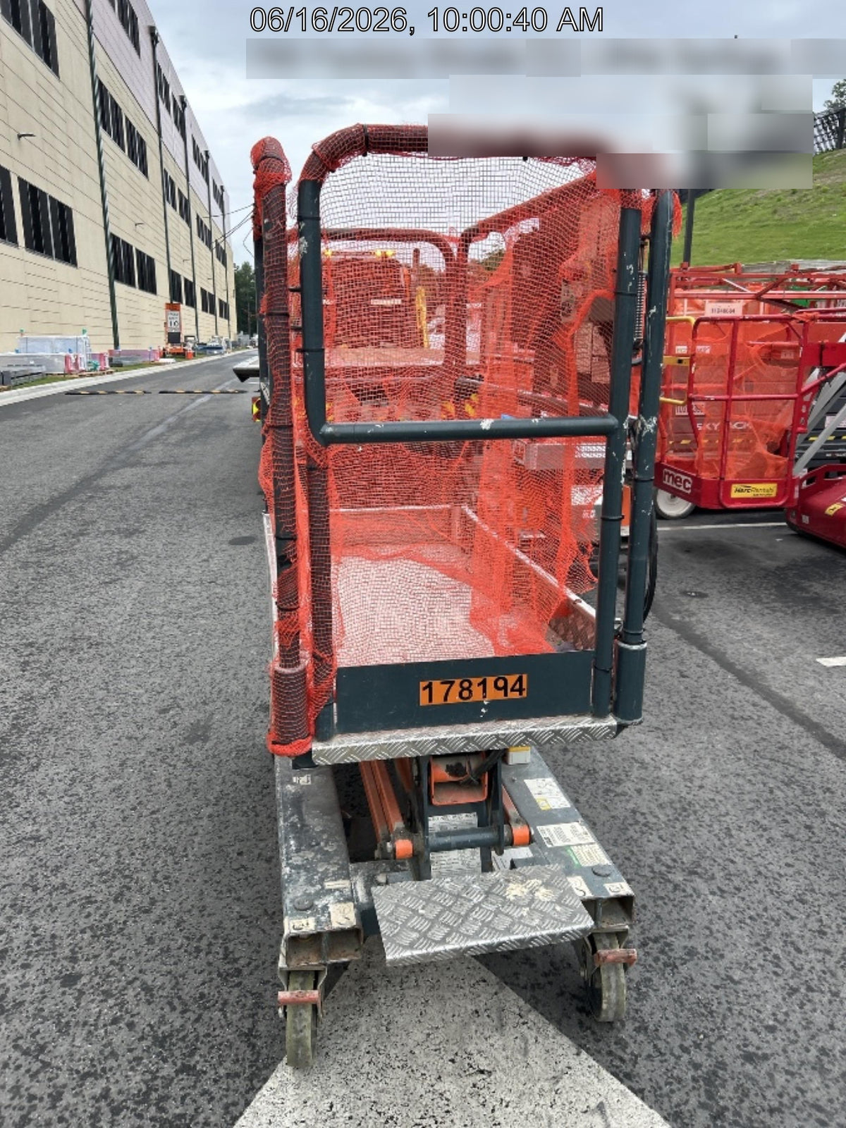 2021 JLG 1030P