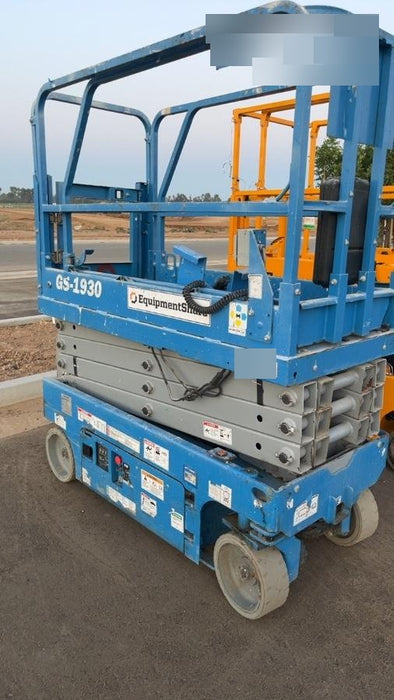 2019 Genie GS-1930 Half Height Swing Gate, 800W Inverter