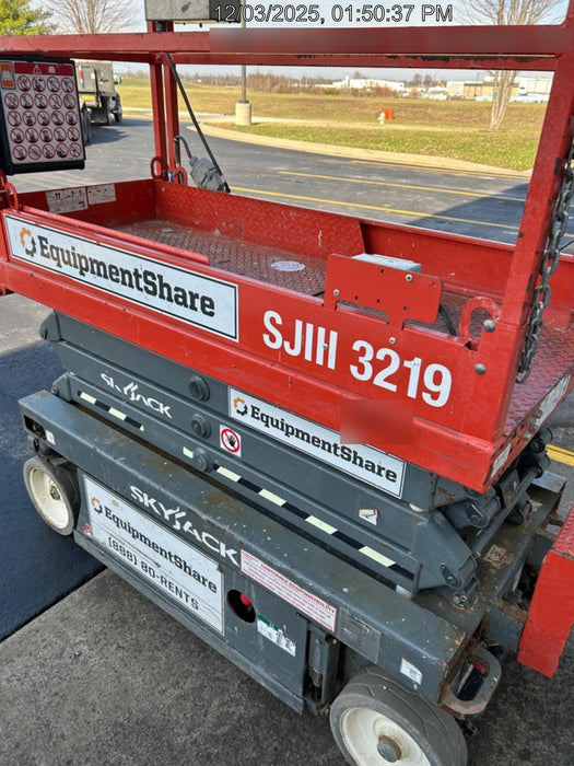 2019 Skyjack SJIII-3219 Standard Options, Trojan Batteries