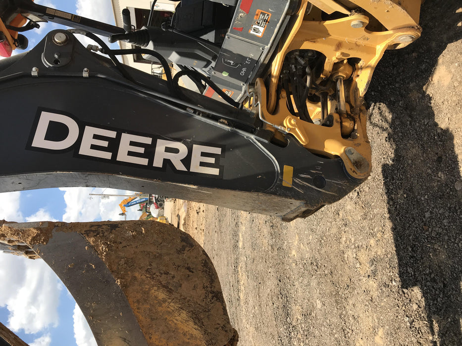 2019 John Deere 310LEP 4wd, Canopy, Standard dipper, ISO, Rear Auxiliary Hydraulics, Manual QC, 12”, 18”, and 24” buckets