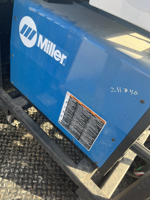 2021 MILLER ELECTRIC XMT 350