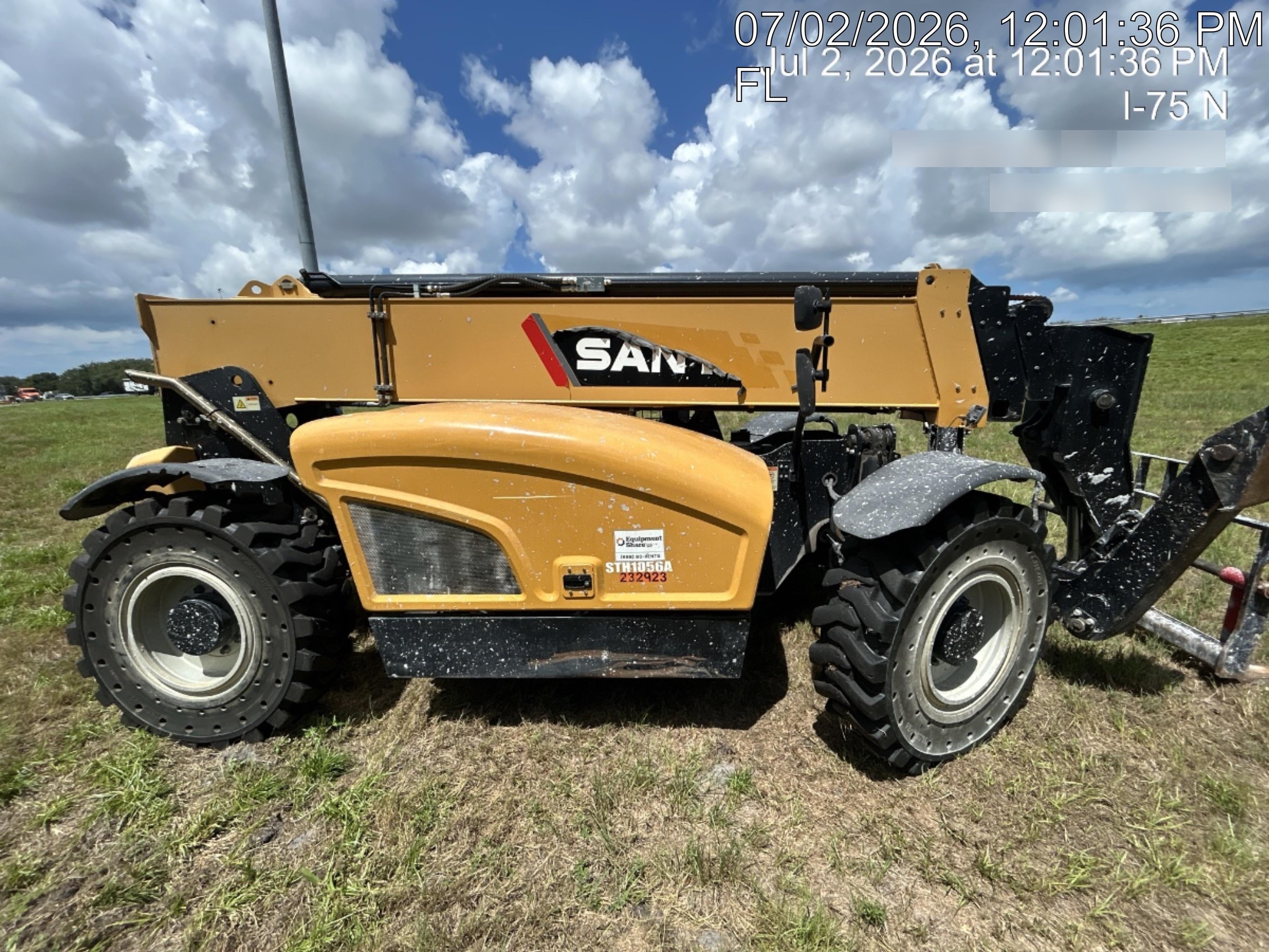 2022 SANY STH1056