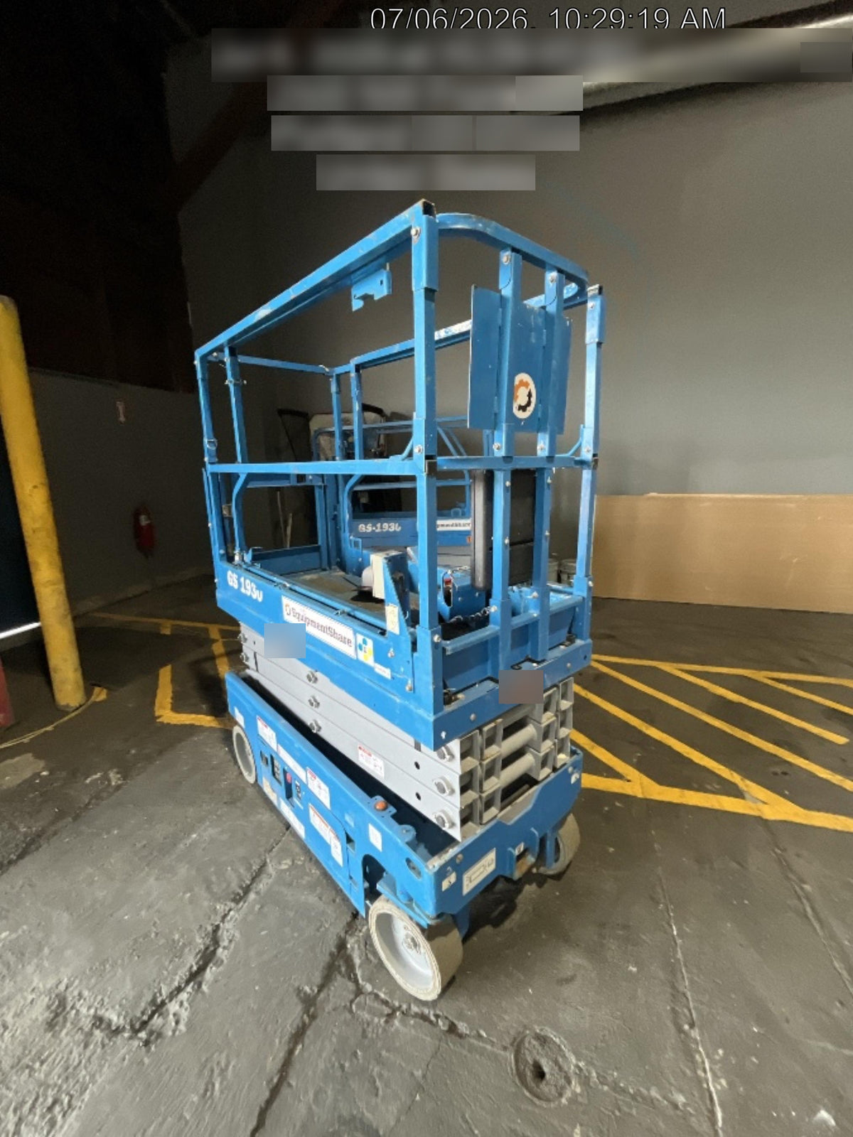 2020 Genie GS-1930 Solid Non Marking Tires, Beacon, Folding rails with half height swing gate, 800W Inverter