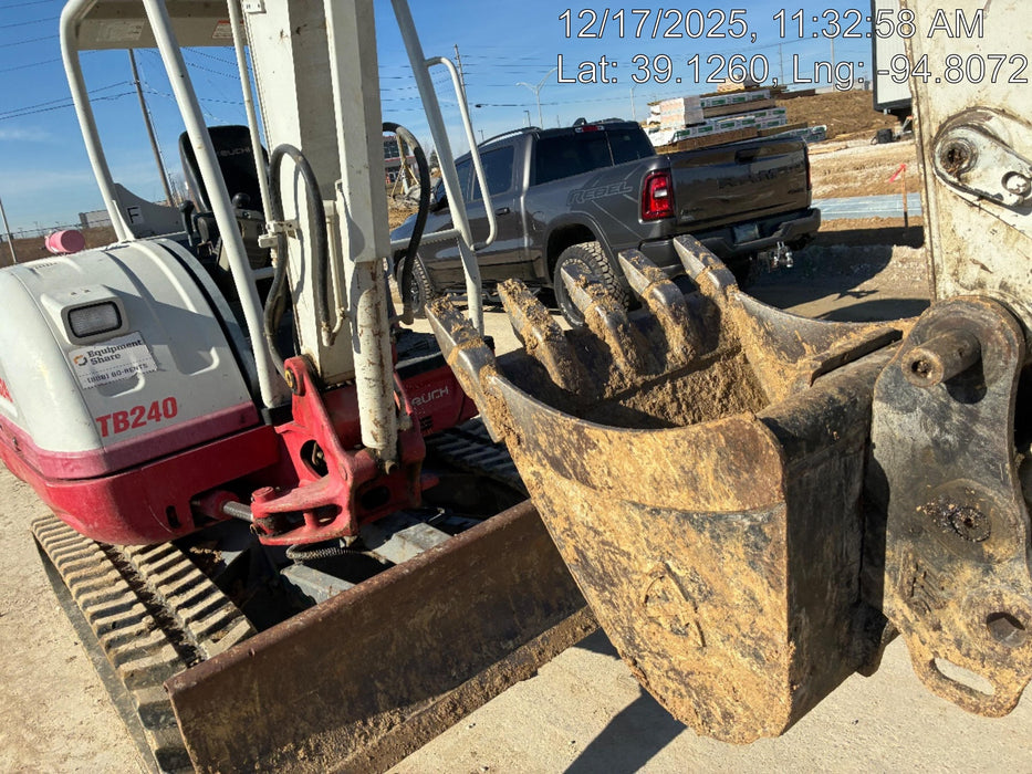 2019 Takeuchi TB240 Takeuchi TB240 Canopy w/Rubber Tracks, Auxiliary Hydraulics, Manual QC, Hydraulic Thumb, 12/18/24" Buckets