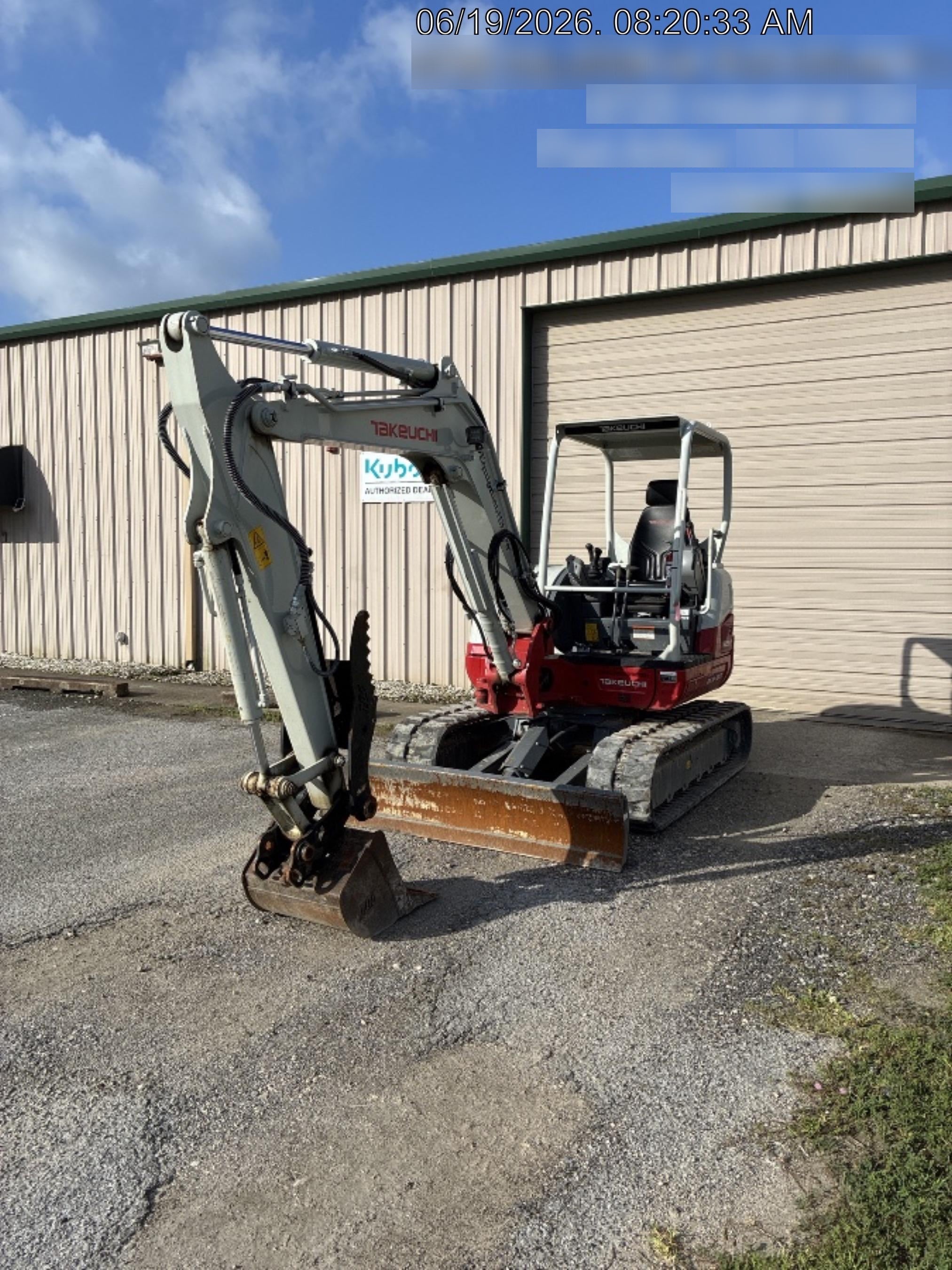 2025 TAKEUCHI TB250-2R