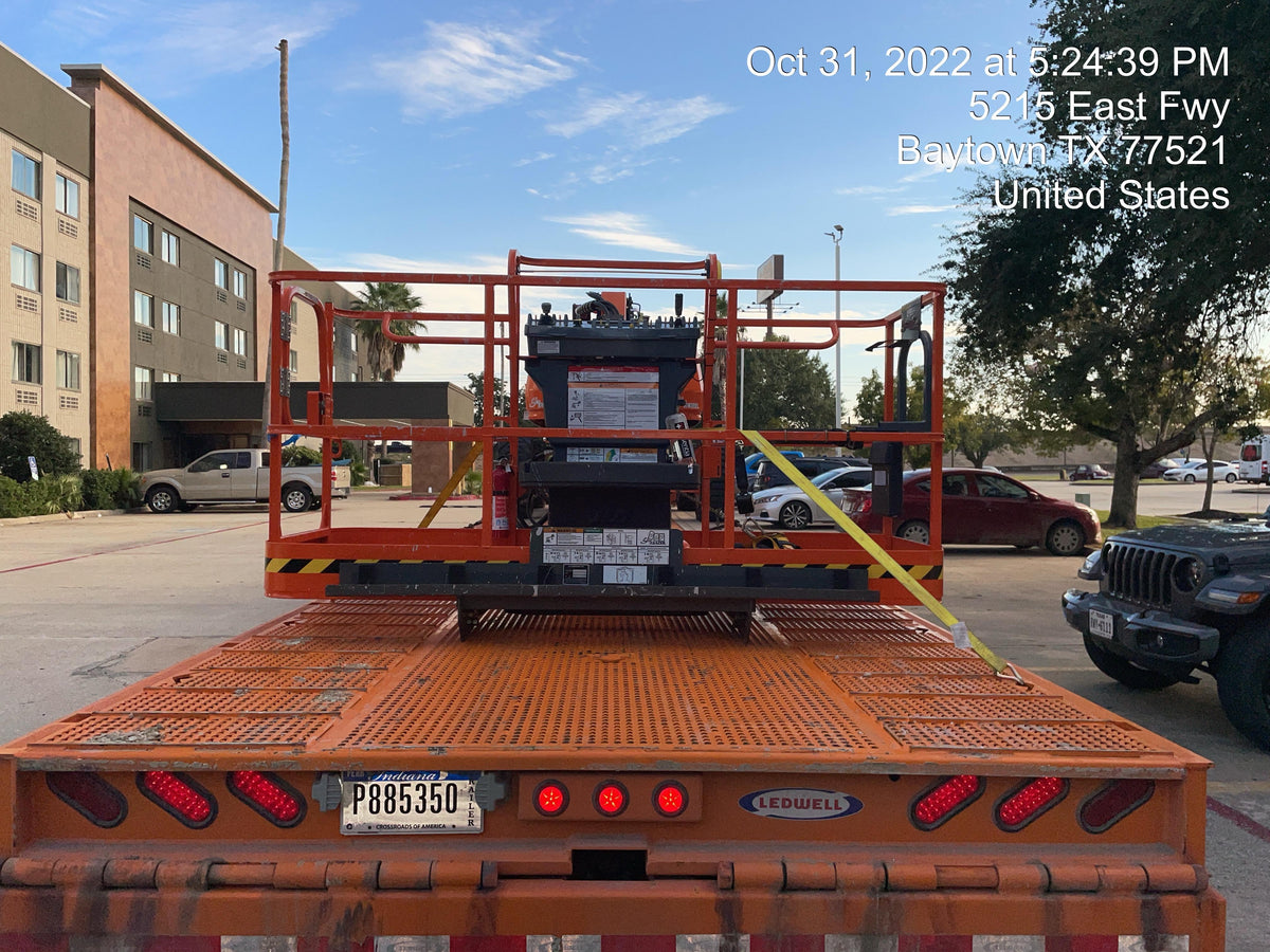 2022 JLG 660SJ