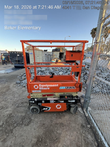 2022 JLG ES1330L