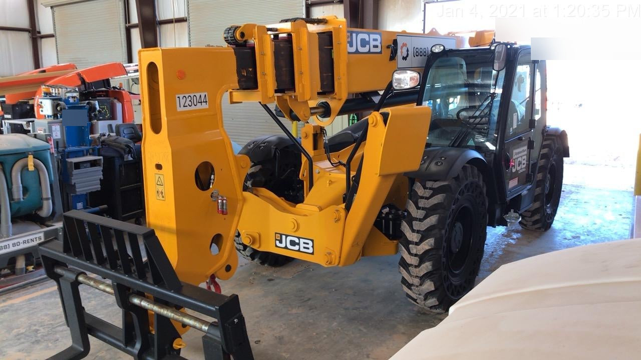 2021 JCB 512-56