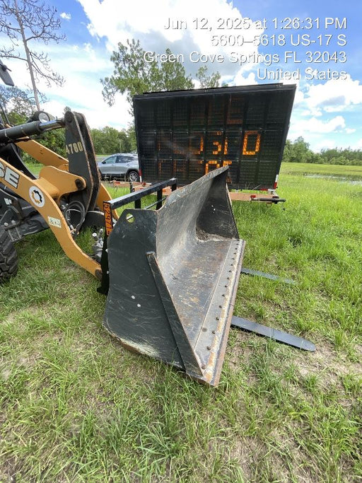 2025 ARROW MATERIAL HANDLING 60" Pallet Forks - Arrow