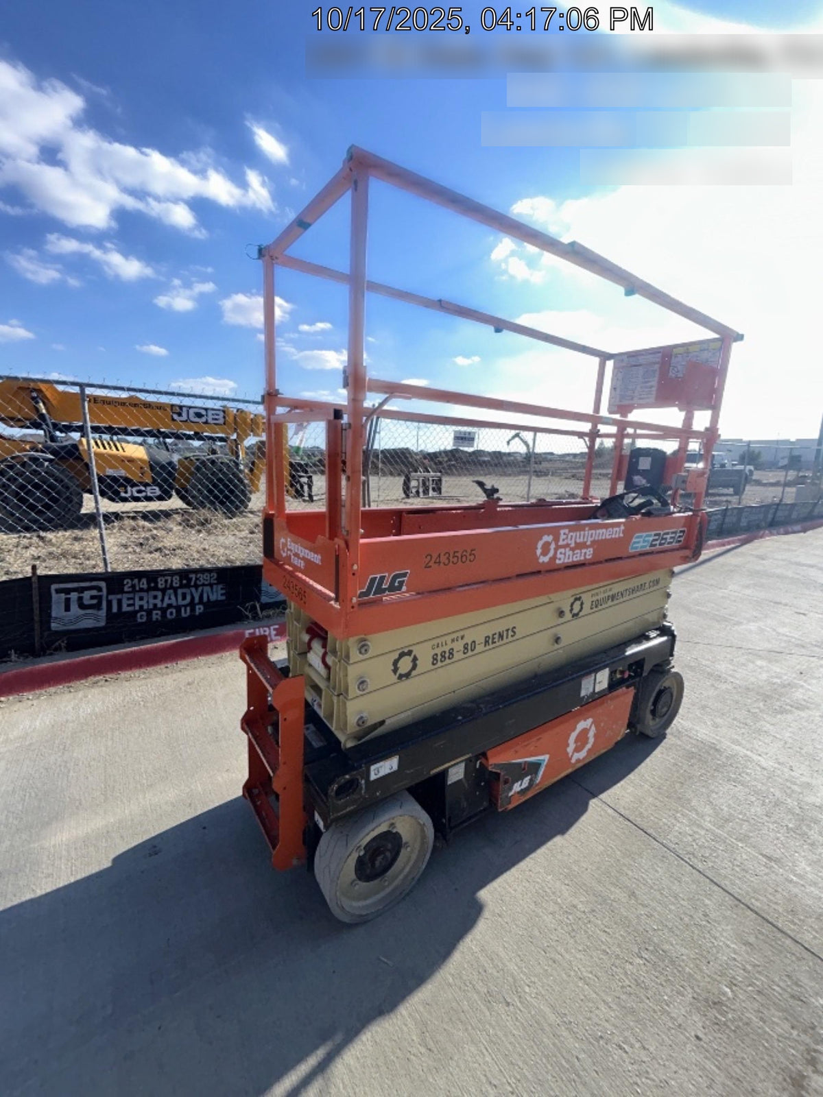 2022 JLG ES2632