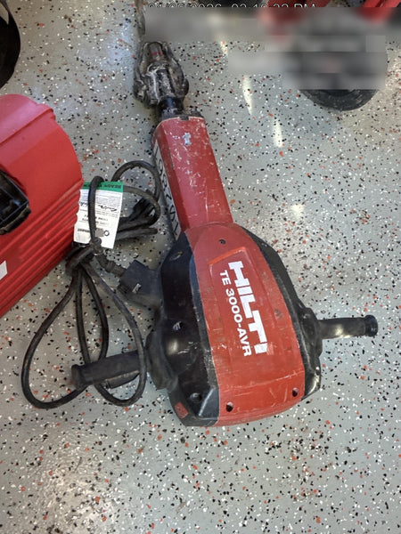 2020 HILTI TE 3000-AVR