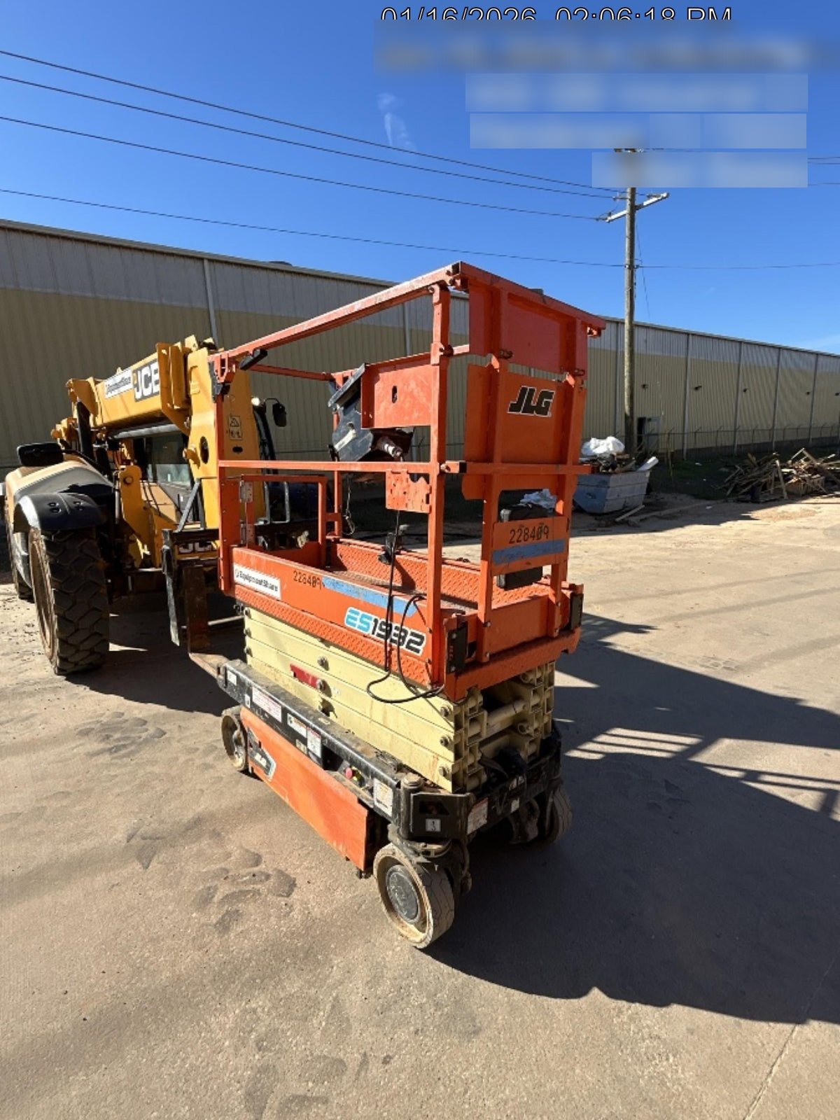 2022 JLG ES1932