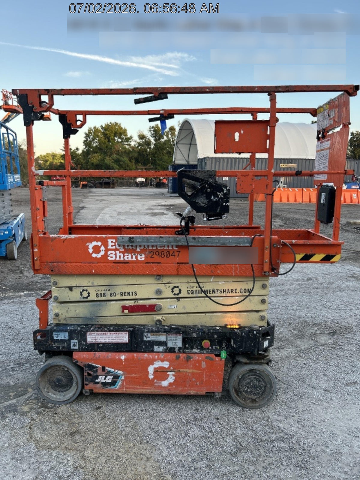 2023 JLG ES1932