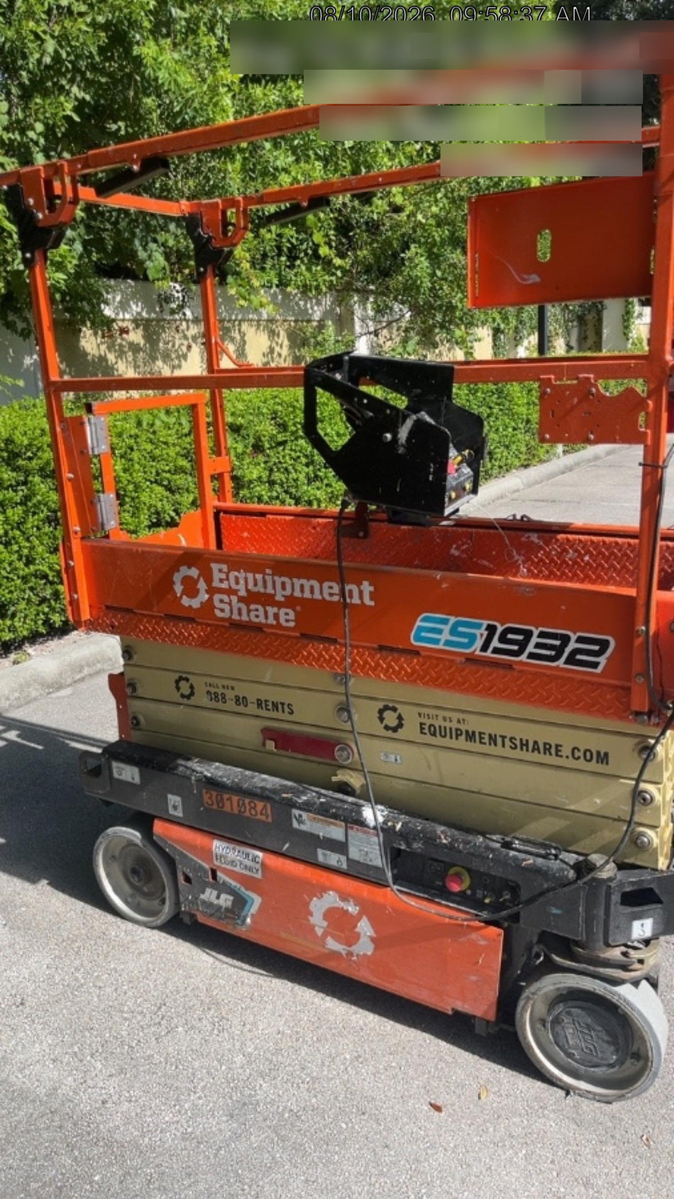2023 JLG ES1932