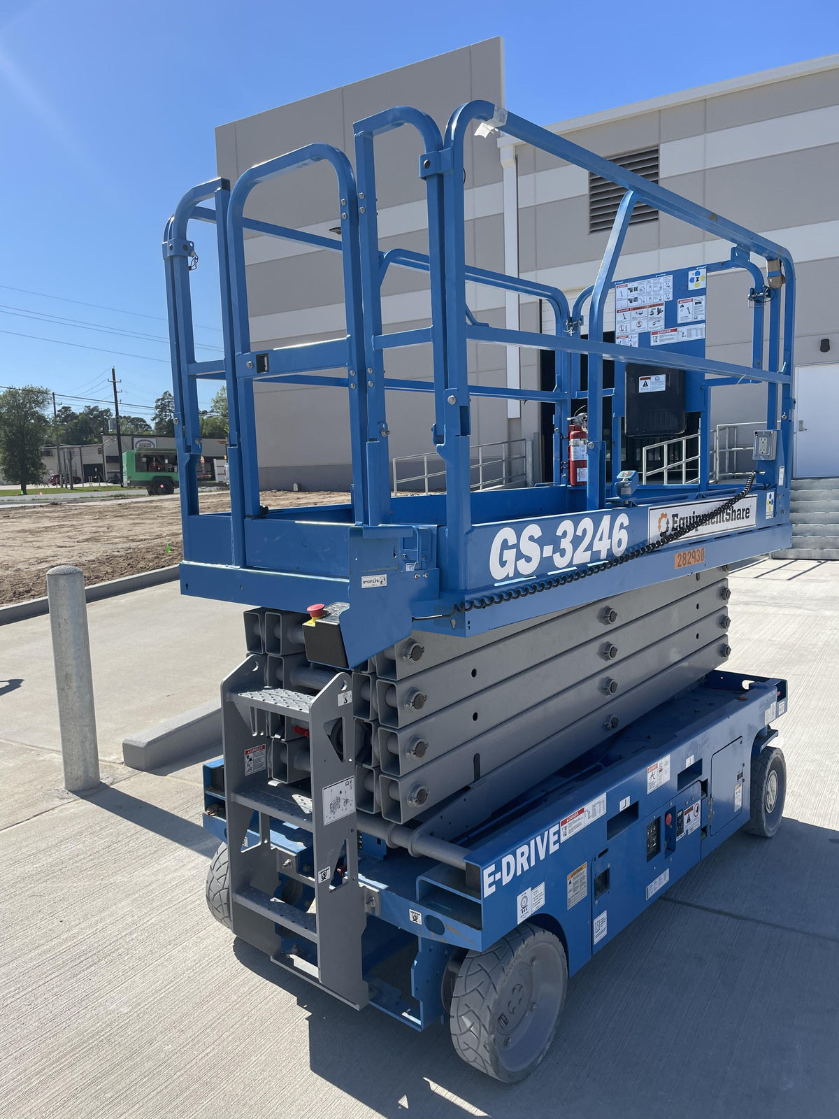 2022 GENIE GS-3246