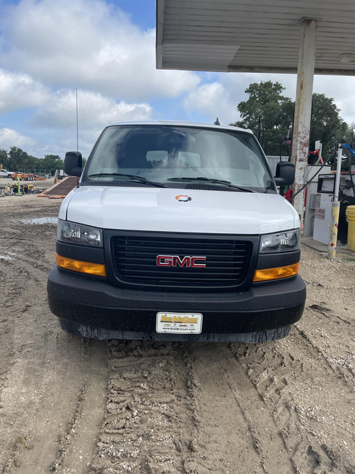 2022 GMC Savana 3500