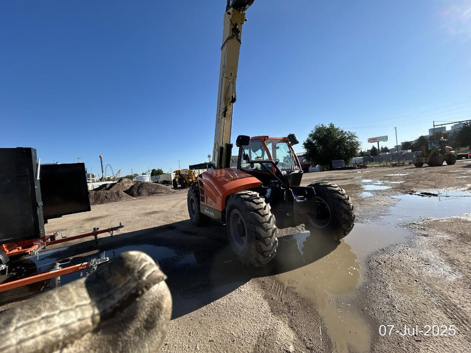 2025 JLG 1732