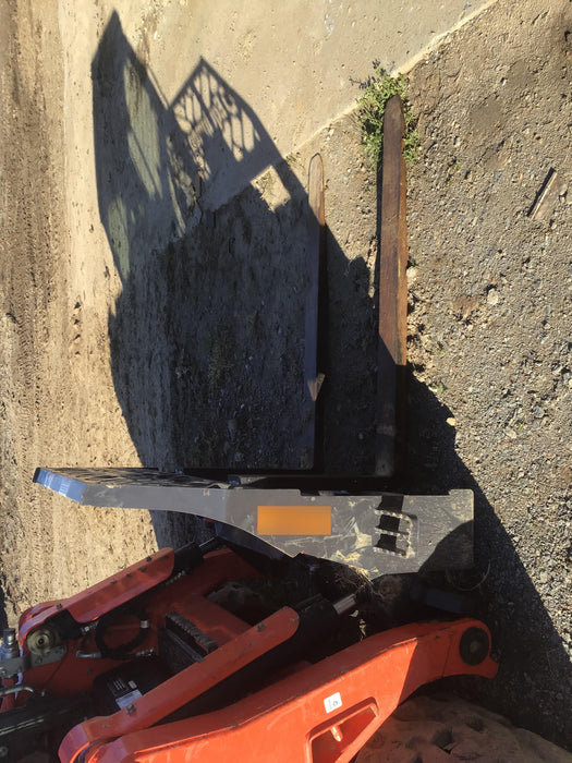 2020 PALADIN 48" Pallet Forks - Paladin