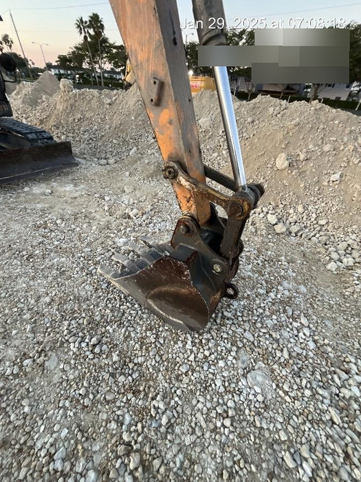 2015 CASE 24" Bucket - Case