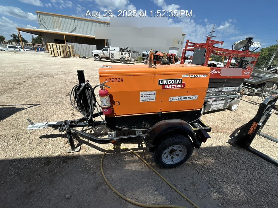 2021 Lincoln Electric Vantage 322 Vantage 322 Ready Pak 3 w/ Decals, ORANGE (includes trailer, cable rack, fender light kit) NO Telematics