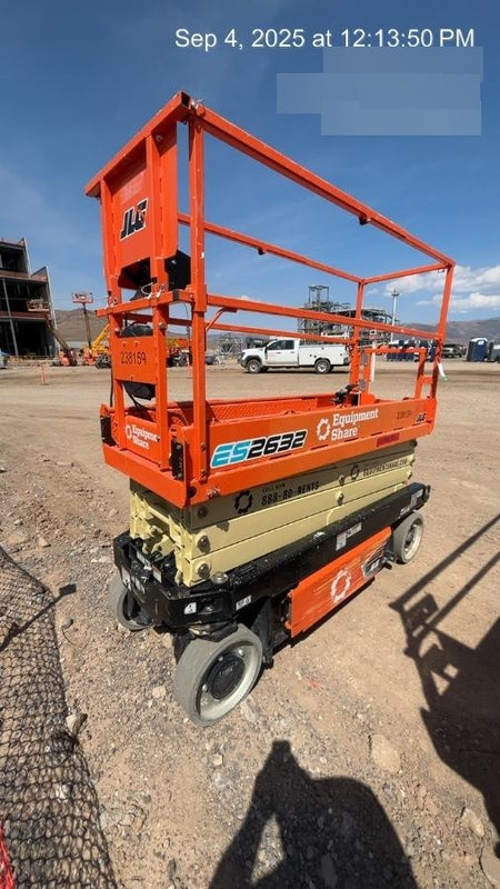 2022 JLG ES2632