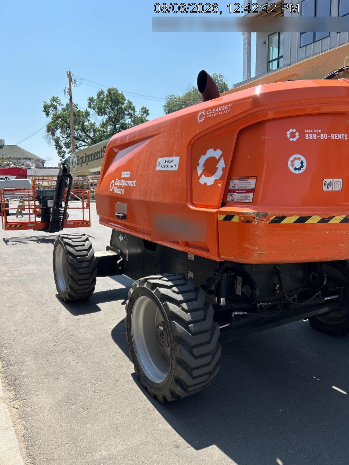 2024 JLG 660SJ