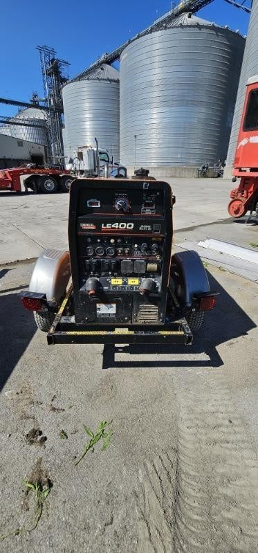 2023 Lincoln Electric LE400 Kubota V1505, Trlr, Cable Rack, Light Kit, ES Decals, T3